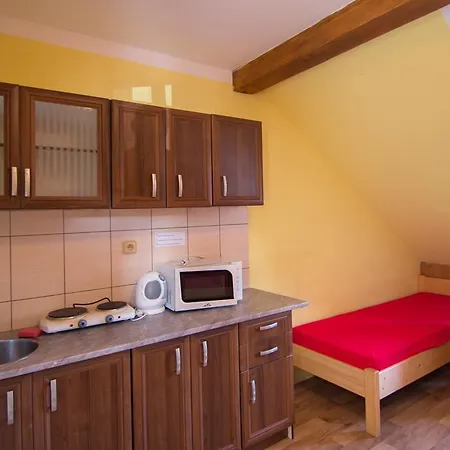 Pod Hrazi Hostel *